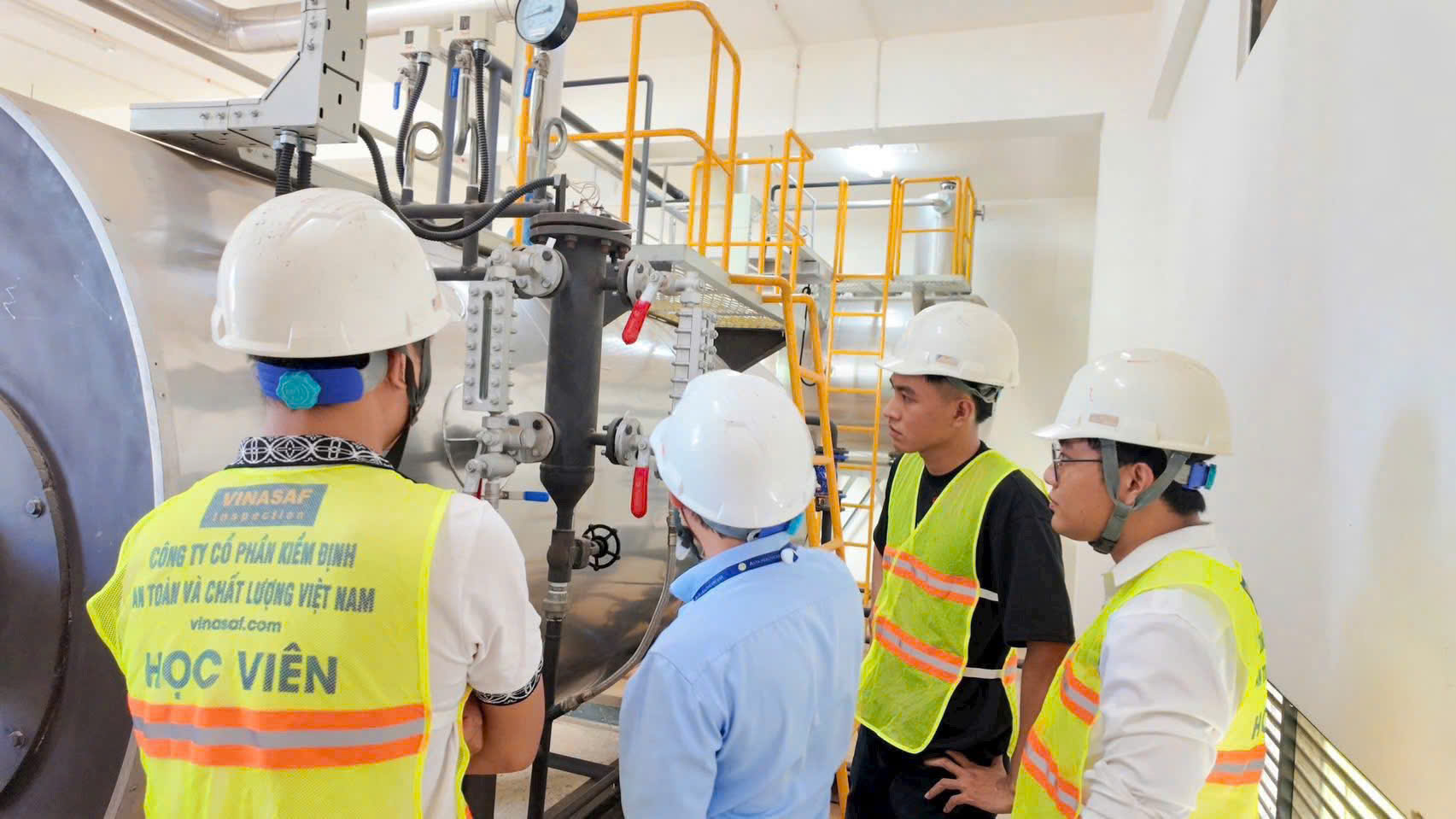 KIỂM ĐỊNH – HUẤN LUYỆN AN TOÀN LAO ĐỘNG